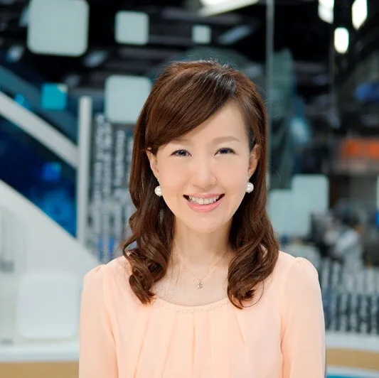 ニューススタジオでのキャスター時代